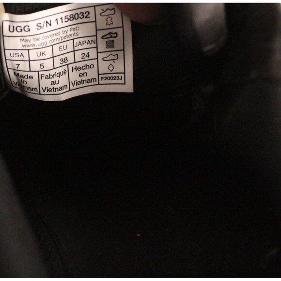 UGG Platform Sneakers Women's 7 Black White Ultra Suede Lace Up S/N 1158032 NWOB - Picture 7 of 11